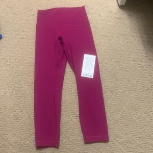 Lululemon Wunder train HR Crop 24” magenta purple size 6
